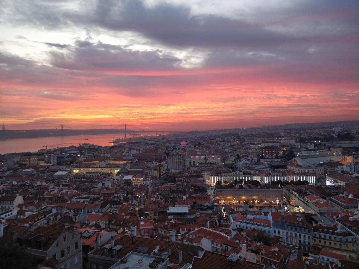 Magnificent Flat With Spectacular Views In Graca Leilighet Lisboa Eksteriør bilde