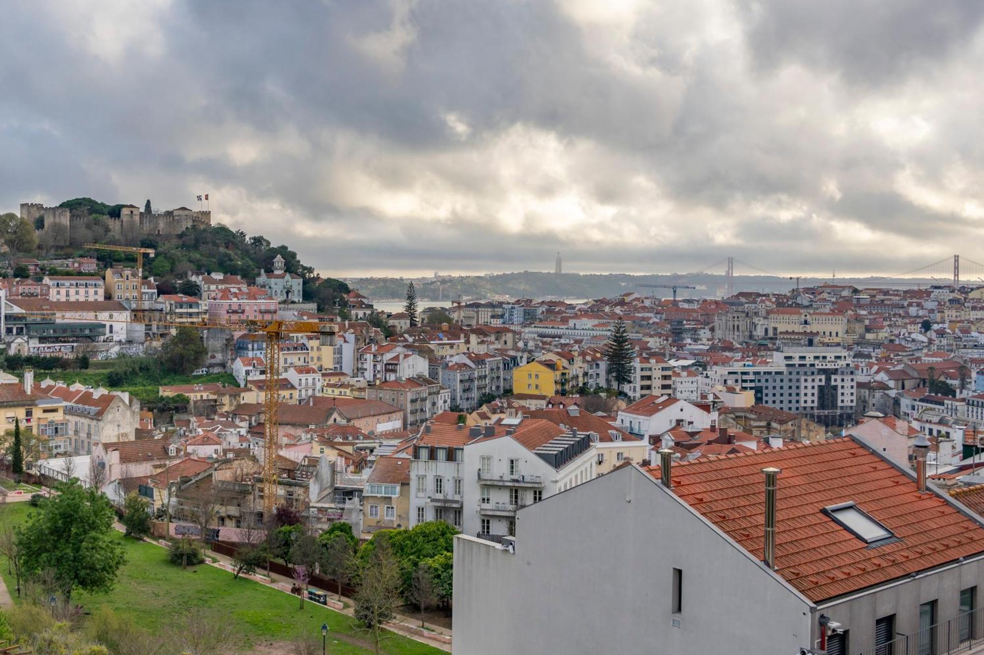 Magnificent Flat With Spectacular Views In Graca Leilighet Lisboa Eksteriør bilde